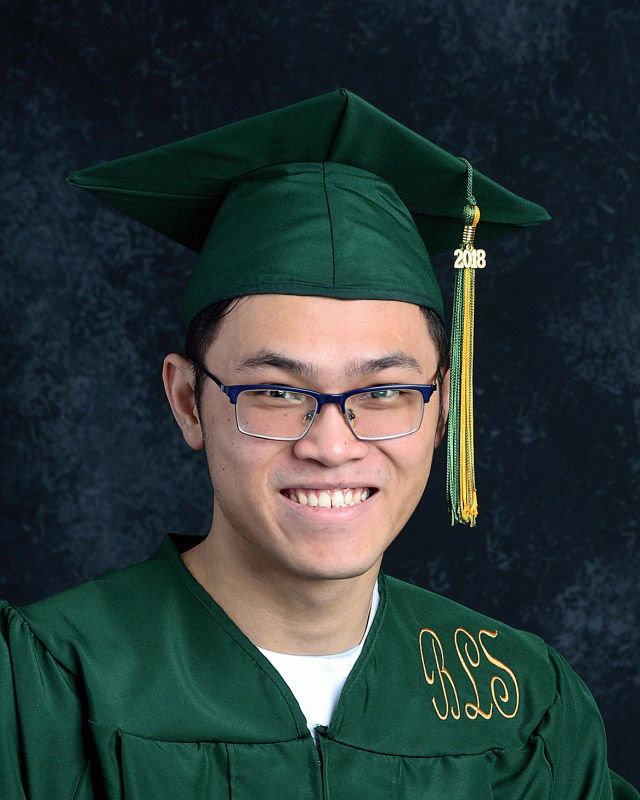Hieu Le, Smith High valedictorian